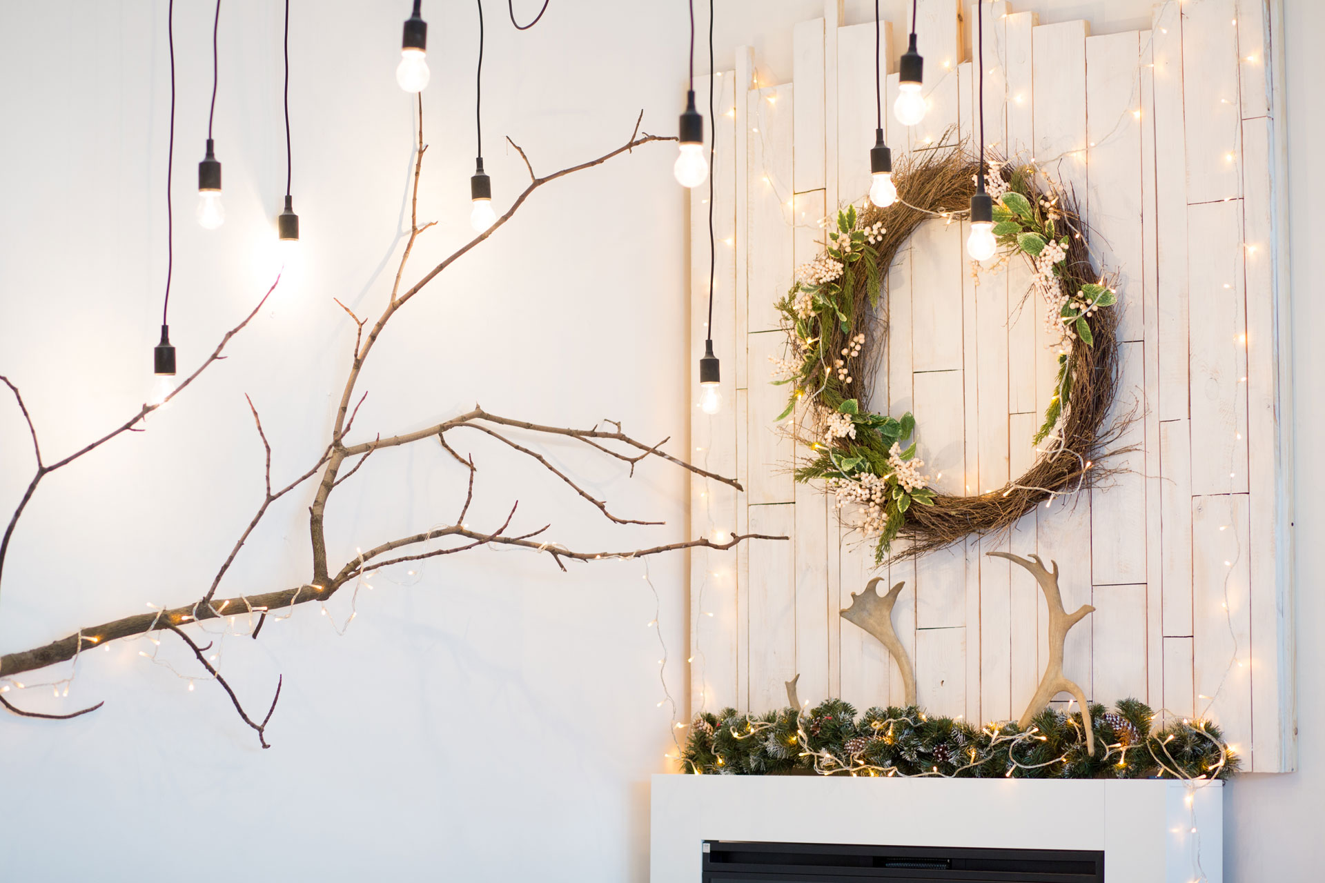 Beautiful hanging Christmas Decoration Ideas